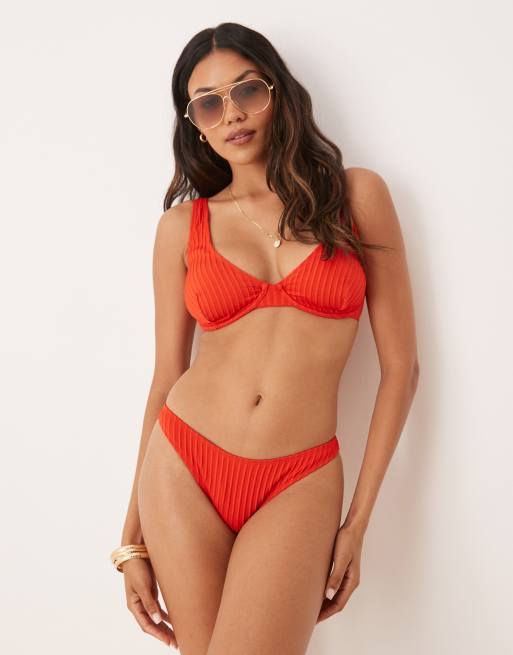 ASOS DESIGN - Riddy - Røde ribstrikkede bikinitrusser med høj benskæring og cheeky snit