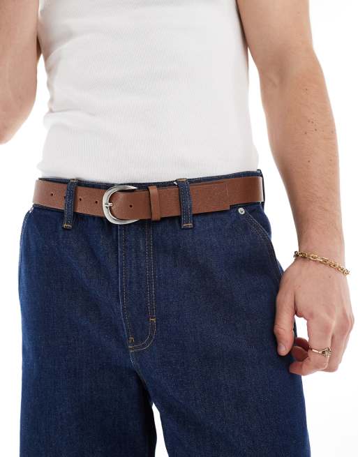 ASOS DESIGN - Riem van leer met wassing en zilveren gesp in bruin