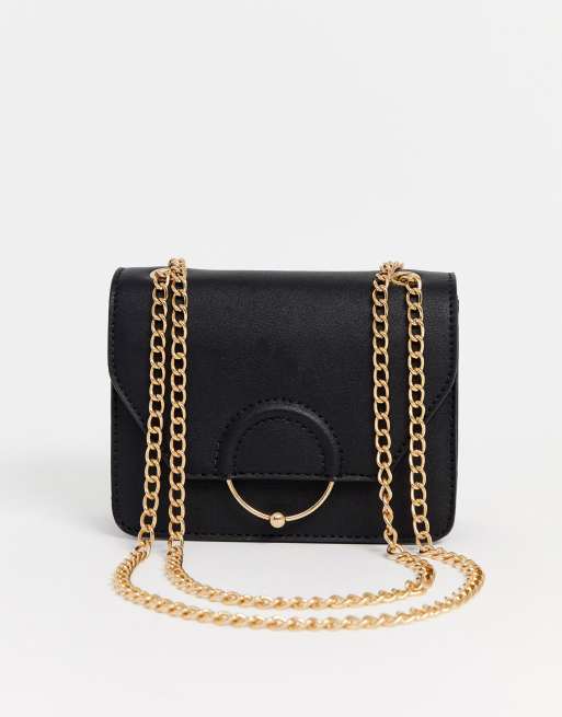 crossbody bag with chain strap