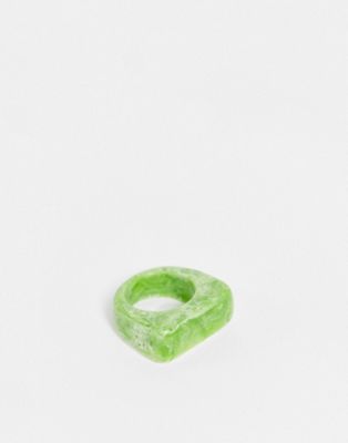 ASOS DESIGN – Ring aus Kunstharz mit marmoriertem Design in Grün-Mehrfarbig