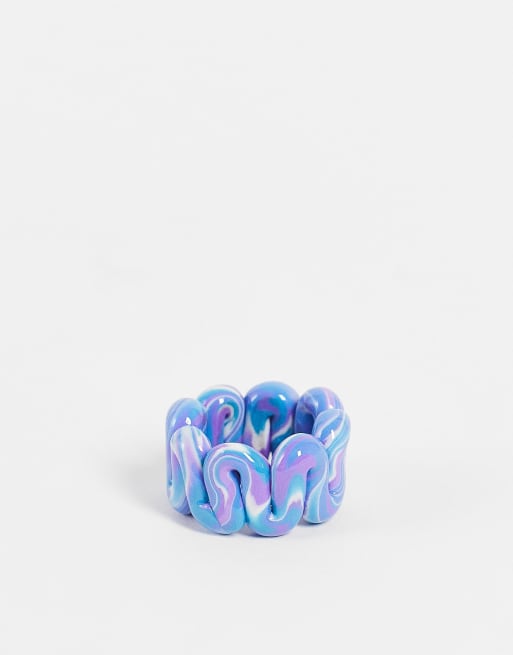 ASOS DESIGN - Ring i tyk plastik i lyslilla og blåt marmor- og hvirvelprint