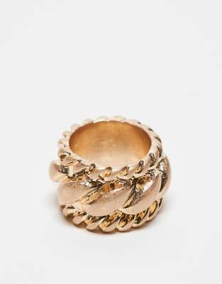 ASOS DESIGN - Ring in gebürsteter Goldoptik mit verdrehtem Design-Goldfarben