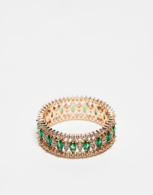 ASOS DESIGN – Ring in Goldoptik mit grünen Schmucksteinen - view 1