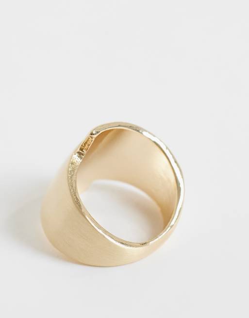 ASOS DESIGN ring met wikkelontwerp in gemengde geborstelde en glanzende goudtint, 3 van 3