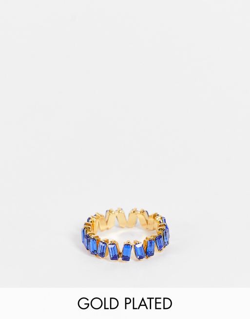 ASOS DESIGN – Ring mit 14-Karat-Vergoldung und Schmucksteinen mit Baguette-Schliff in Blau
