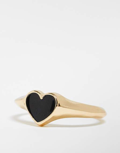 Black enamel deals heart ring