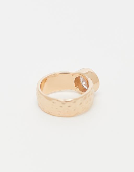 ASOS DESIGN ring with hammered band and cubic zirconia crystal in gold tone, 3 of 3