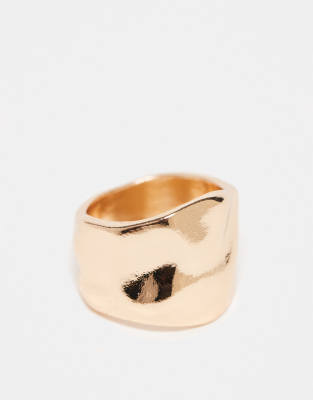 Asos Design Ring With Hammered Texture In Gold