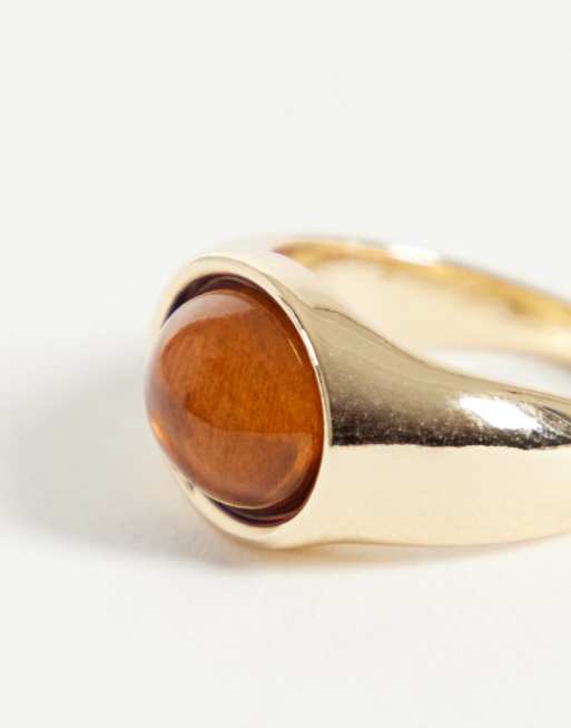 ASOS DESIGN Ring with oval amber stone set in gold tone, 3 of 4