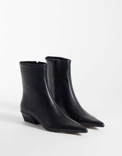 ASOS DESIGN Rio leather pointed toe western ankle boots in black, 2 of 4