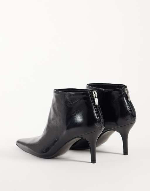 ASOS DESIGN River bottines en cuir premium à bout pointu et talon, noires, 4 de 4