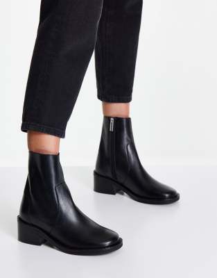 ASOS DESIGN Riviera leather pull on boots in black | ASOS