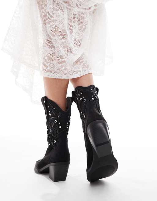 ASOS DESIGN Roan western heeled boots with stones in black, 2 of 4