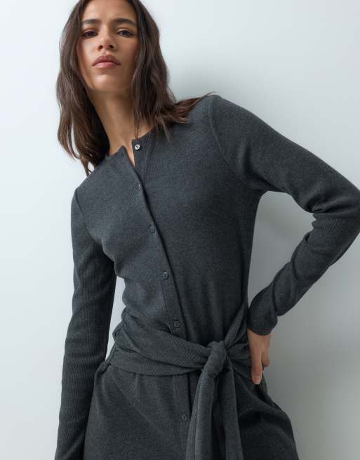 ASOS DESIGN Robe à manches longues avec détail noué à la taille en anthracite, 2 de 5