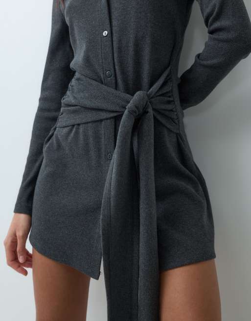ASOS DESIGN Robe à manches longues avec détail noué à la taille, ultra douce, anthracite, 4 de 5