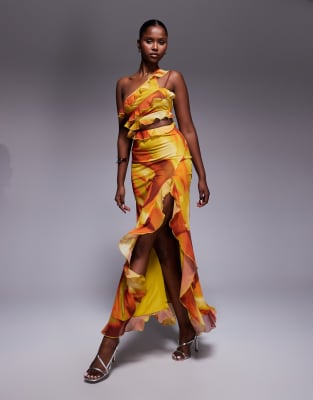 ASOS DESIGN - Robe asymétrique longue à volants avec imprimé abstrait - Orange et jaune-Multicolore