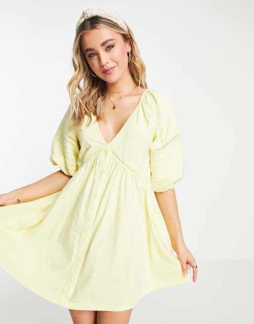 ASOS DESIGN Robe babydoll courte à manches détaillées et broderie