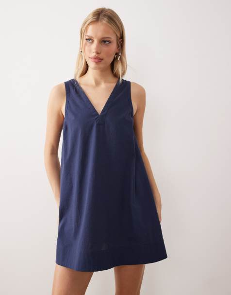 ASOS DESIGN - Robe babydoll courte col V - Bleu marine - view 1
