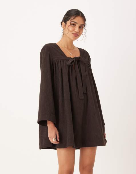 ASOS DESIGN - Robe babydoll courte en velours côtelé avec liens noués à l'avant - Chocolat - view 1