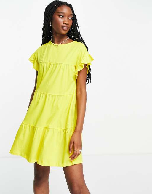 ASOS DESIGN - Robe babydoll effet étagé à manches volantées - Jaune vif