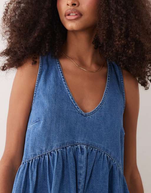 ASOS DESIGN - Robe babydoll en denim à volants et col V - Bleu moyen clair, 3 de 4