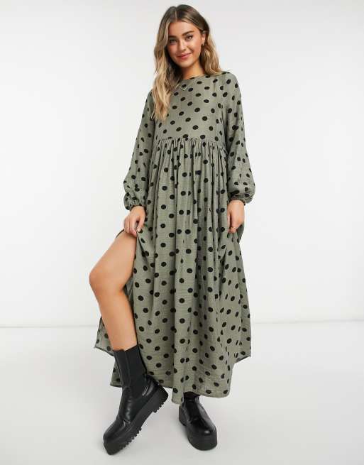 ASOS DESIGN Robe babydoll longue à manches longues et motif pois