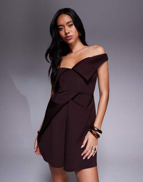 ASOS DESIGN - Robe bandeau courte et structurée en néoprène avec détail rabattu et jupe plissée coupe carrée - Chocolat - view 1
