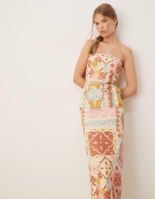 ASOS DESIGN - Robe bandeau mi-longue à imprimé style tapisserie - view 1