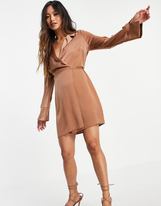 Asos robe 2025 cache coeur