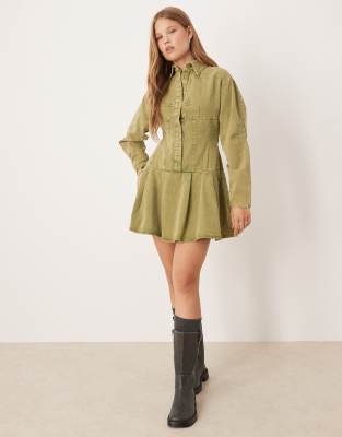 Robe chemise courte cintrée à manches longues - Vert délavé 46