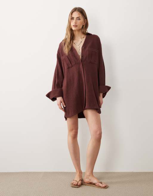 ASOS DESIGN - Robe chemise courte double épaisseur à poignets larges et poches oversize - Chocolat chaud, 3 de 4