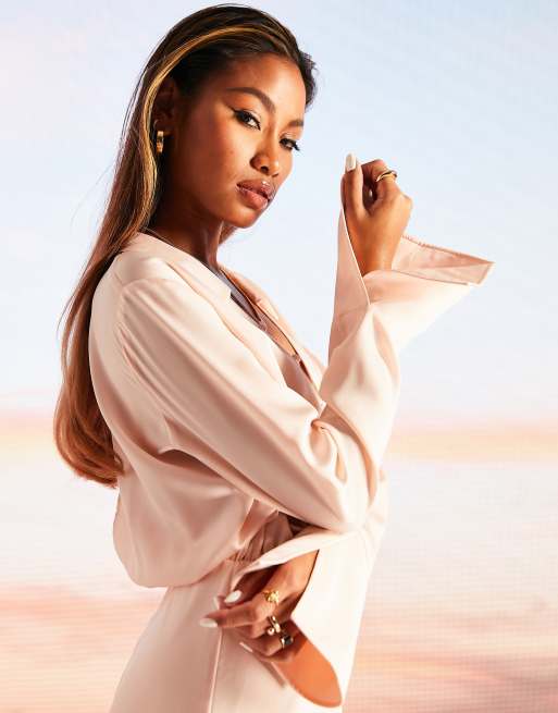 ASOS DESIGN - Robe chemise courte en satin à manches évasées - Rose blush, 3 de 4