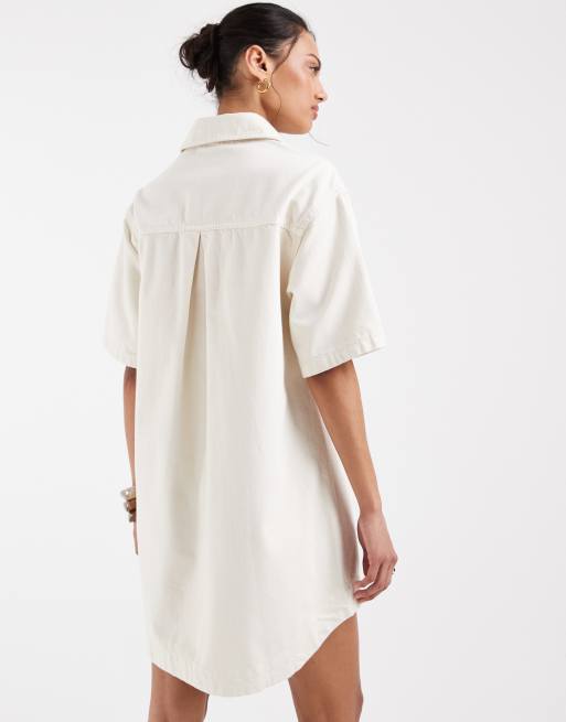 ASOS DESIGN - Robe chemise en jean coupe carrée avec poche - Écru, 3 de 4