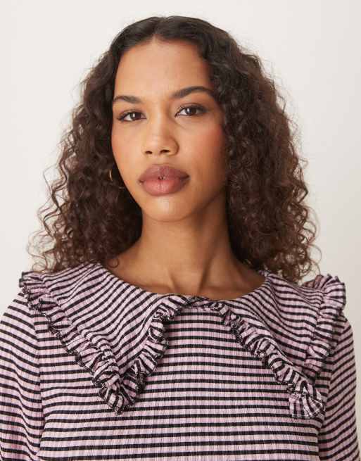 ASOS DESIGN - Robe courte à carreaux vichy avec manches longues et col à volants, 2 de 4
