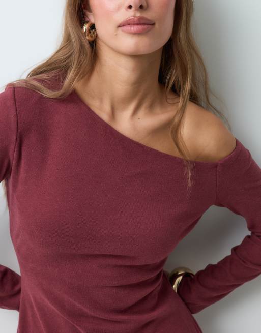 ASOS DESIGN robe courte à col bateau ultra-doux bordeaux à manches longues, 4 de 4