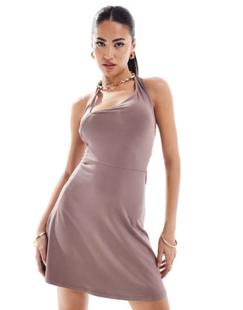 ASOS DESIGN - Robe courte à encolure croisée asymétrique - Moka - view 1