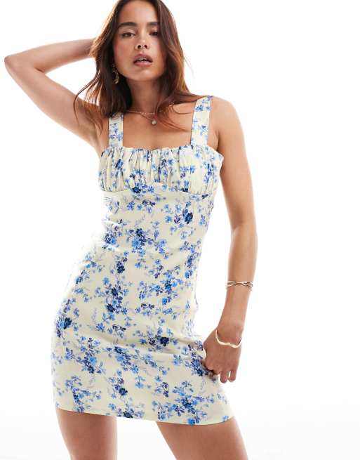 ASOS DESIGN - Robe courte à fleurs en bengaline avec buste froncé - Bleu