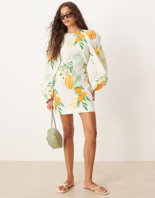 ASOS DESIGN - Robe courte à imprimé estival avec manches bouffantes et liens noués au dos, 3 de 4