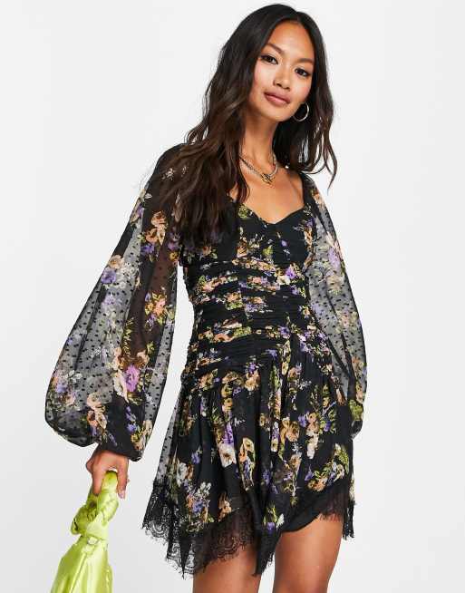 ASOS DESIGN - Robe courte à imprimé fleuri avec fronces et manches bouffantes - Noir, 4 de 4