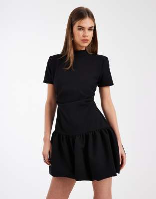 Robe courte à ourlet boule structuré - Noir 42