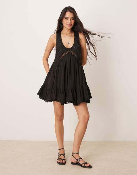 ASOS DESIGN - Robe courte à ourlet mouchoir et encolure dégagée - Noir - view 1
