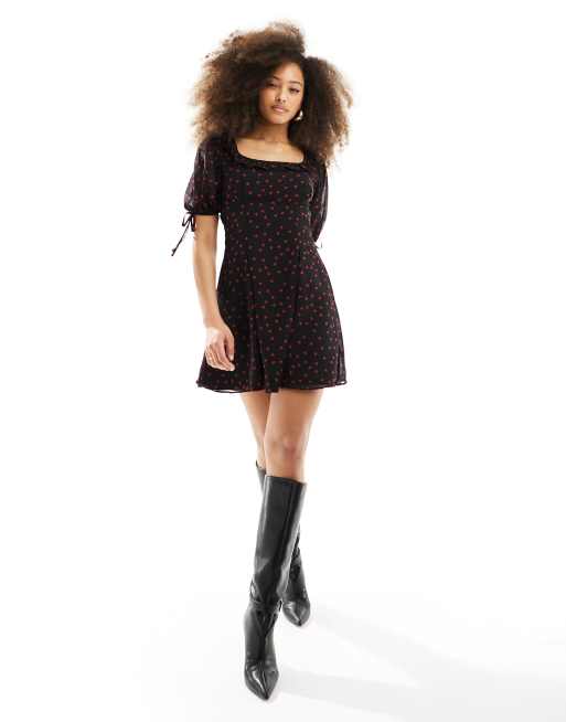 ASOS DESIGN - Robe courte à volants et imprimé cœur, 3 de 4