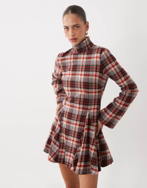 ASOS DESIGN robe courte ajustée à col cheminée à godets à carreaux rouges - view 1