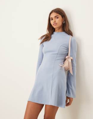 ASOS DESIGN - Robe courte ajustée et évasée ultra douce à col montant - Bleu pastel - view 1