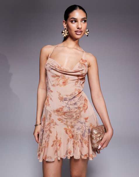 ASOS DESIGN - Robe courte asymétrique en tulle à imprimé fleurs vintage en tulle avec jupe plissée - view 1