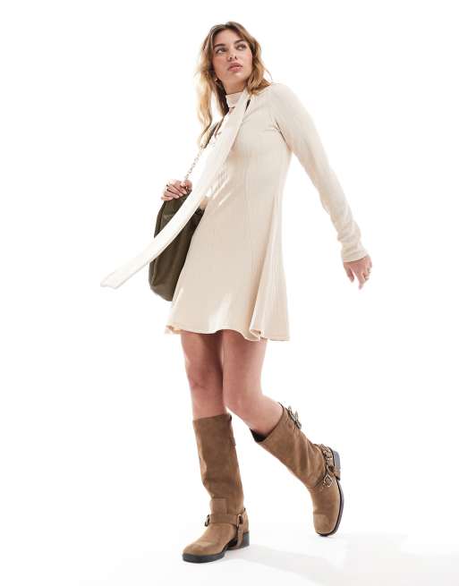 ASOS DESIGN - Robe courte avec col V et détail foulard - Crème, 4 de 4