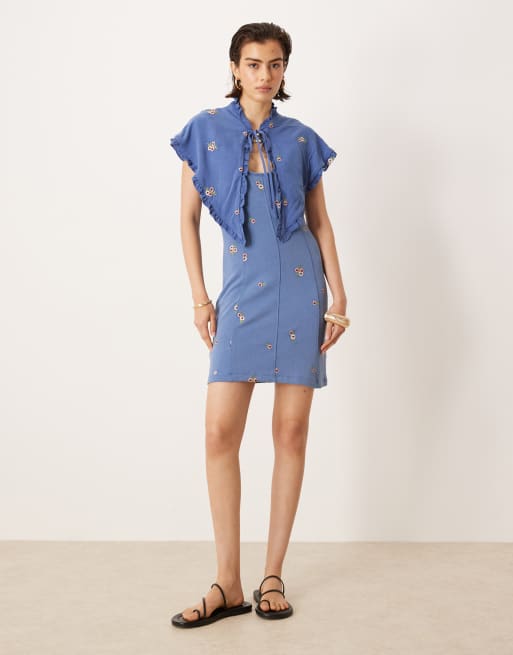ASOS DESIGN - Robe courte avec détail cape brodé - Bleu, 4 de 4