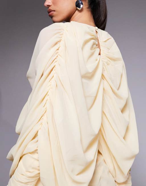 ASOS DESIGN - Robe courte avec manches kimono effet drapé et fente goutte d'eau - Babeurre, 2 de 4