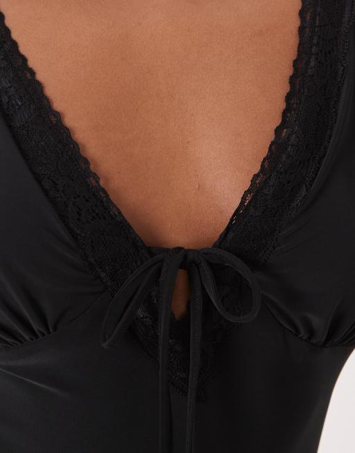 ASOS DESIGN - Robe courte bordée de dentelle à col en V - Noir, 3 de 4