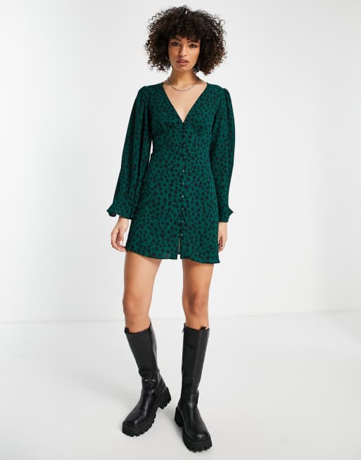 ASOS DESIGN - Robe courte boutonnée à imprimé animal et manches style années 70 - Vert, 4 de 4